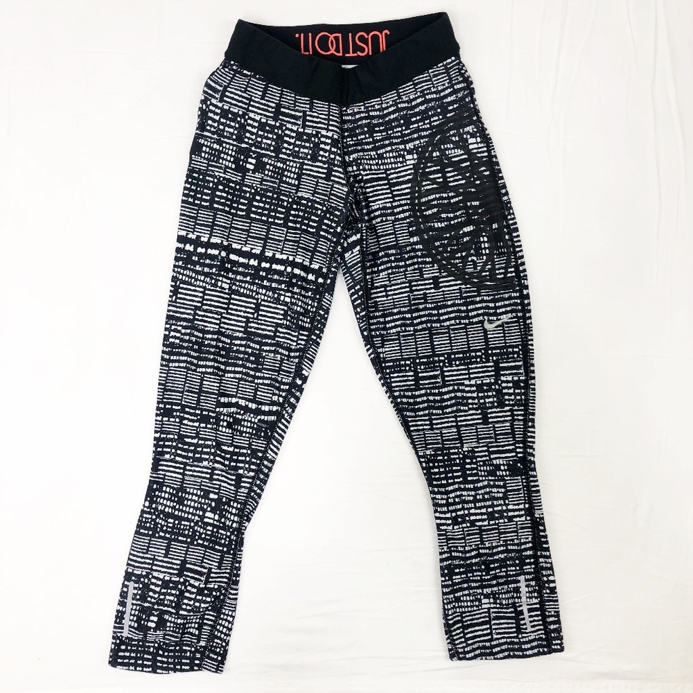 Nike x SoulCycle Relay Crop Wheel Capri Leggings